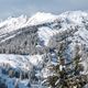 Les récentes chutes de neige ont donné une allure de carte postale au domaine de Combloux, en Haute-Savoie, en cette fin du mois de décembre.