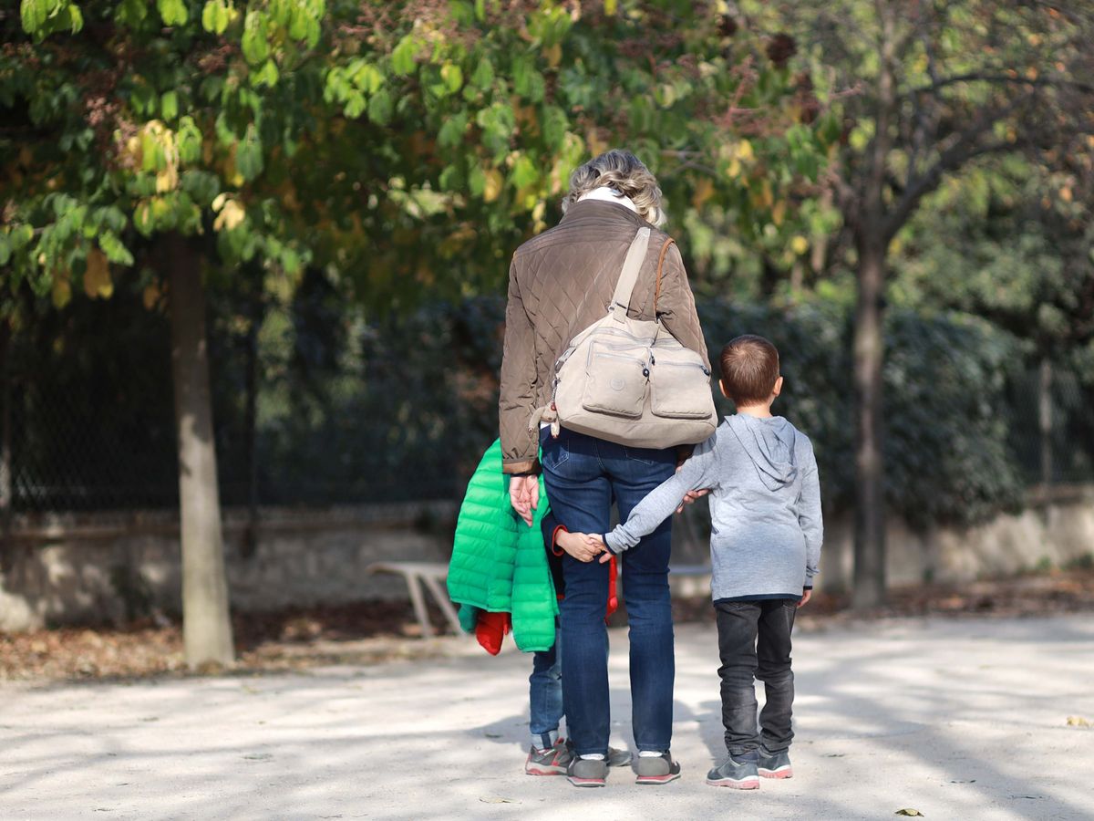 Coronavirus Balades Courses Peut On Sortir Avec Ses Enfants Pendant Le Confinement