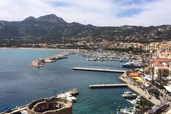 Calvi, vue prise depuis la citadelle.