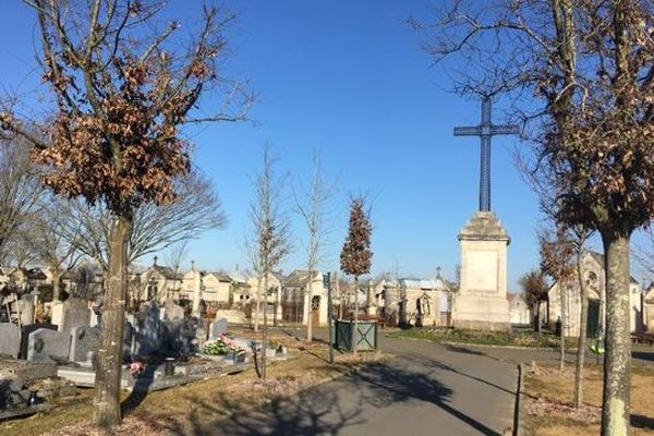 Le cimetière de l'Ouest est le plus grand du Mans.