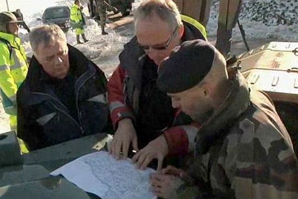 Les militaires dans la Manche  pour aider à dégager les routes