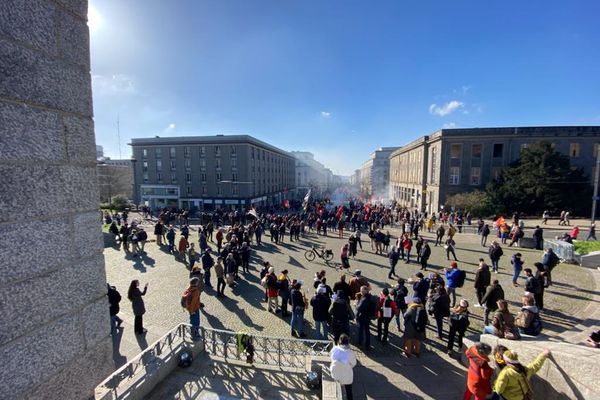 3eme jour de mobilisation contre la réforme des retraites à Brest. Ils étaient 18 000.