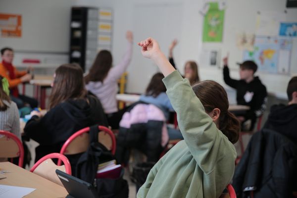 La pénurie de candidats au concours de professeurs des écoles inquiète.