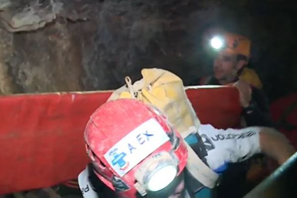 Des spéléologues confirmés engagés pendant 30 heures ce week-end dans un exercice de secours grandeur nature à Laruns en Béarn.