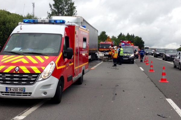 L'accident s'est produit à hauteur de Razès, sur l'A20, dans le sens nord-sud.