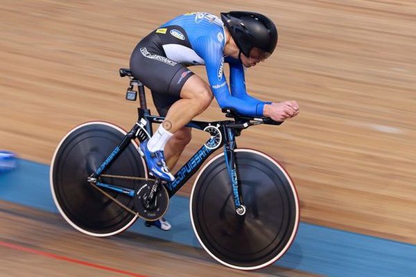 Le record de France de l'heure sur piste battu samedi 11 avril par François Lamiraud à Roubaix