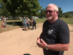 Pas d'alcool dans l'enceinte du camping ardéchois de la Croix Bleue.