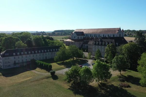 L'abbaye de Pontigny et son domaine.