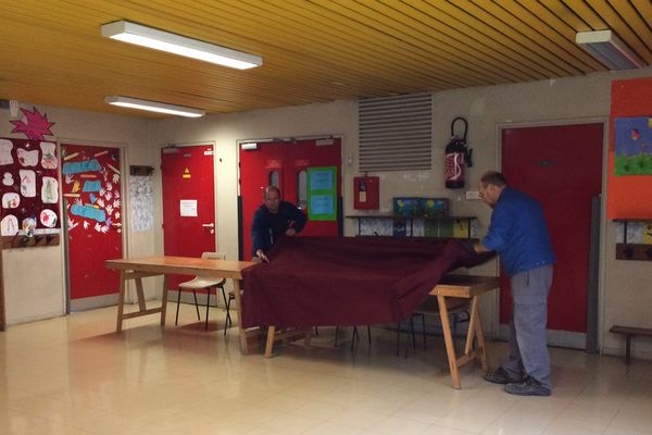 Un bureau de vote d'Ivry-sur-Seine, dans le Val-de-Marne.