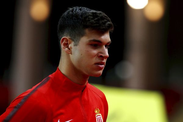 L'Italien Pietro Pellegri est blessé. 