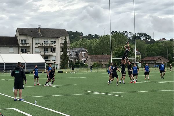 Dernier entraînement collectif à la maison pour les Brivistes, avant des vacances bien méritées.