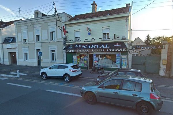 L'accident a eu lieu rue Henri-Durre, au niveau du bar Le Narval.