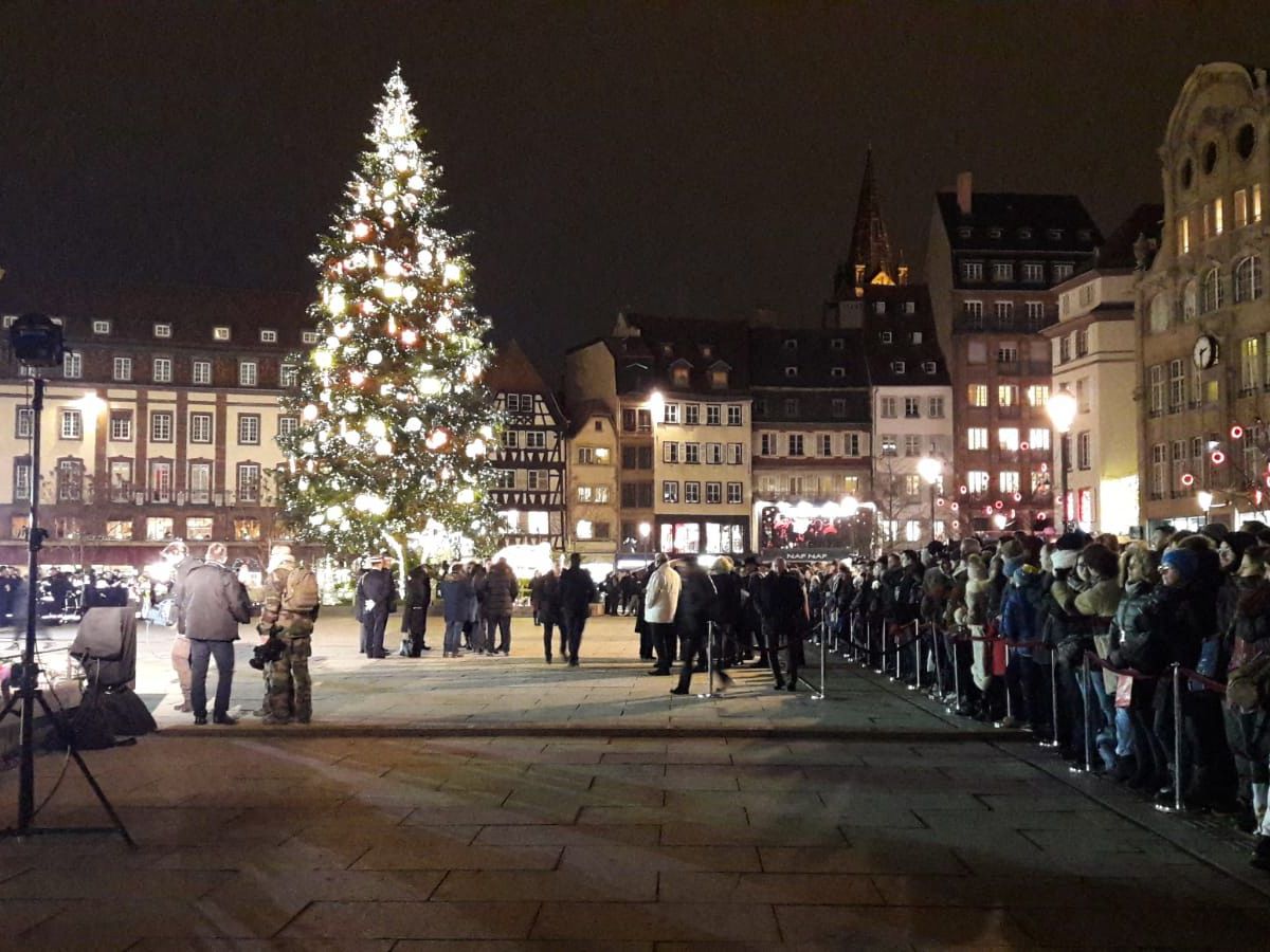 Attentat Du Marche De Noel De Strasbourg Deux Hommes Arretes Et Mis En Examen