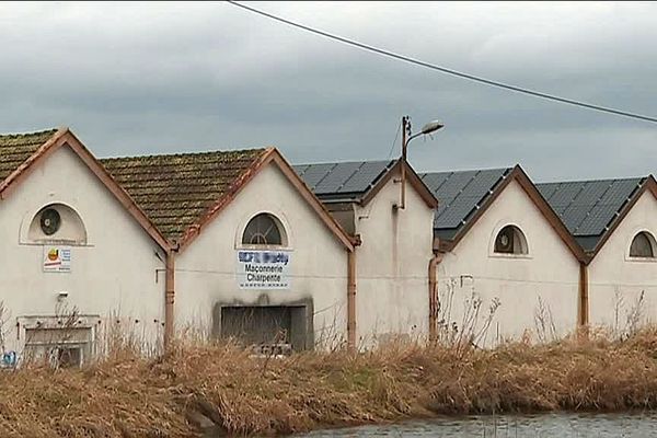 A Aumontzey, dans les Vosges, voici ce qui reste l'usine dans laquelle les époux Jacob travaillaient à l'époque du meurtre de Grégory.