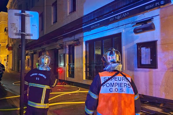 C'est une institution à Cannes, le Ma Nolan's Irish Pub a subi un incendie.