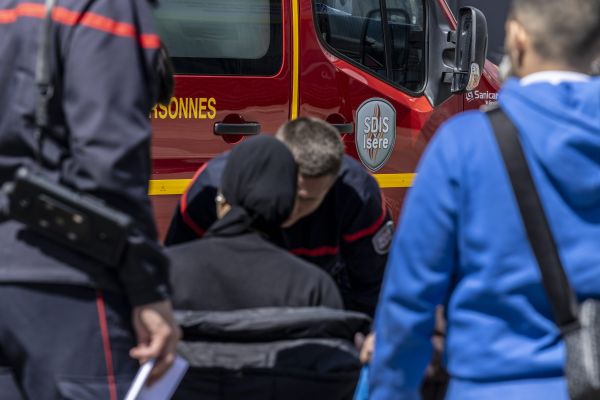 Au total, 5 spectateurs ont été blessés, dont un grièvement qui a dû être évacué en urgence absolue par les secours. (illustration)