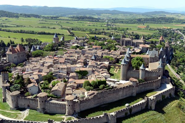 Vue aérienne de la cité de Carcassonne.