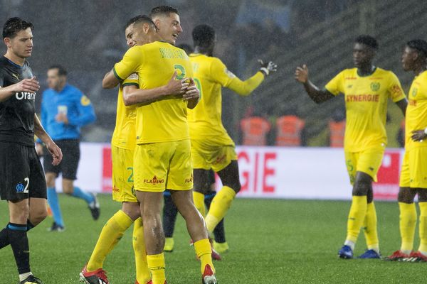 Les Canaris célèbrent la victoire du FC Nantes contre l'OM le 5 décembre 2018