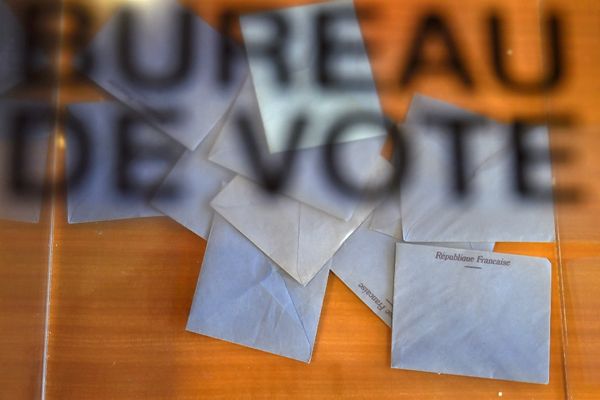 En Corse, aucun candidat de gauche ne s'est qualifié pour le second tour des élections législatives 2022.