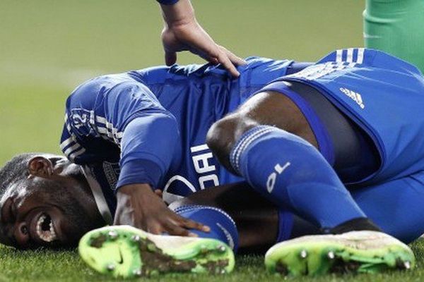 Le 26 février au Stade Louis II, Wallace a marché sur les jambes d'Umtiti, alors à terre, à la 73e minute de la rencontre. 