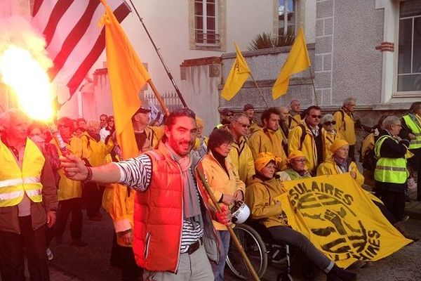 Manifestation à Vannes contre la hausse des tarifs vers les îles