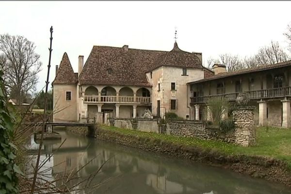 Le Château de St Germain de Salembre a été le seul à être retenu en Dordogne pour bénéficier du Loto du Patrimoine