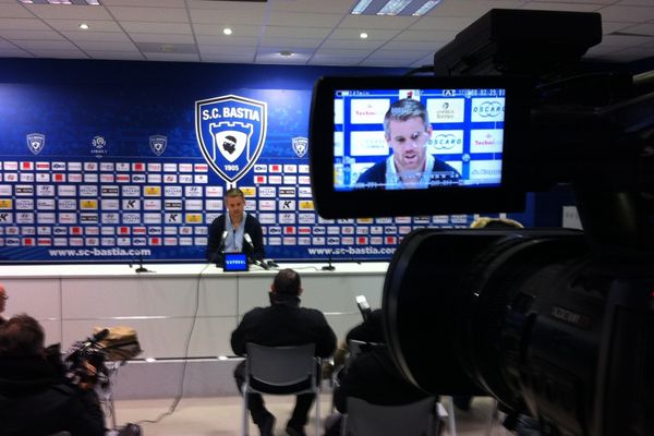 Conférence de presse de Mickaël Landreau, Bastia, le 29 novembre 2013