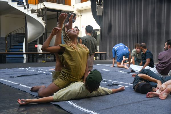 Le Ballet de Lorraine, dirigé par Petter Jacobsson présente de nouvelles créations. Cette saison, Loïc Touzé et Maud Le Pladec sont les chorégraphes de ce Programme 3, avec respectivement No Oco et Static Shot.