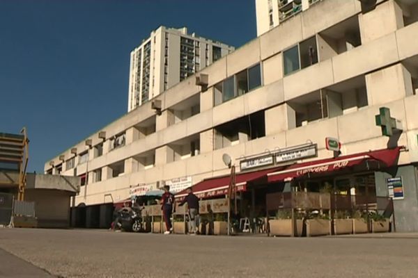 Nîmes - le quartier Pissevin - archives