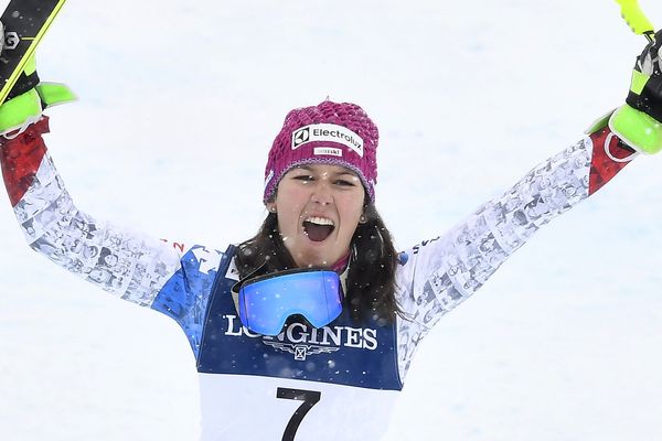 La joie de Wendy Holdener après sa victoire en combiné à Saint-Moritz, vendredi 10 février 2017 