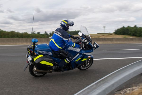  Le conducteur d’un camion a été interpellé par les militaires du peloton d’autoroute de Narbonne (11) en flagrant délit de tentative de vol de carburant. 