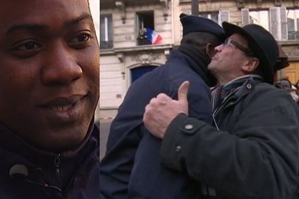 Steve se souviendra longtemps de ce moment. Embrassé par un manifestant.