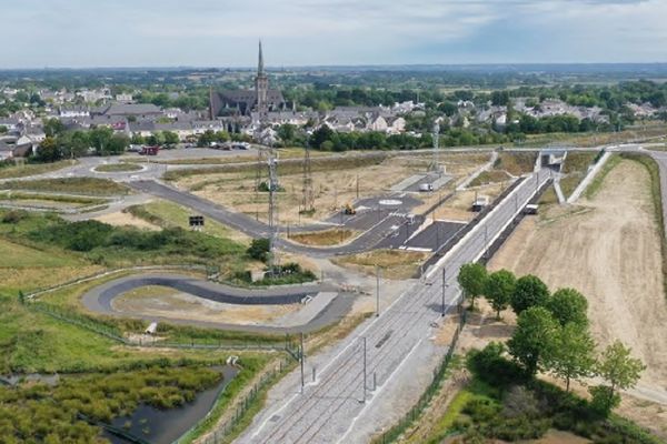 Le contournement SNCF de la zone industrielle de Donges est effectif depuis le 7 octobre.