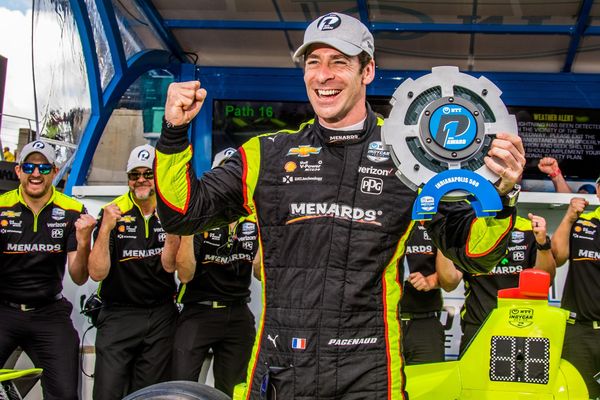 Simon Pagenaud remporte la pole position pour la 103e édition des 500 miles d'Indianapolis qui aura lieu le 26 mai.
