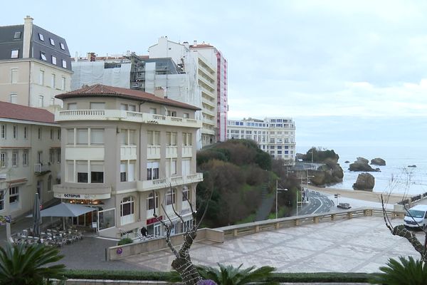 La ville de Biarritz épinglée pour non respet de la loi SRU sur le logement social.