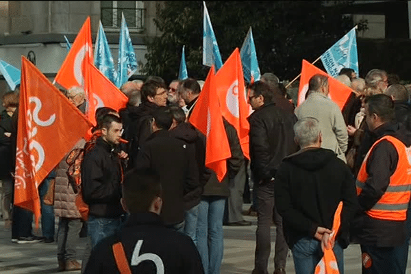 Quelques centaines de personne à la manifestation de la CFDT à Brest