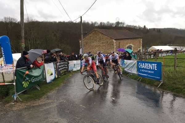 Le cyclo-cross de Montbron-Eymouthiers