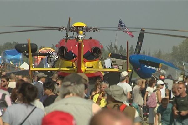 20 000 personnes sur l'aéroport d'Avignon aujourd'hui pour un meeting aérien exceptionnel. 