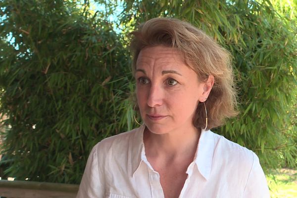 Marylise Léon, secrétaire générale de la CFDT, s'est rendue à Fort-Mahon pour parler des droits des saisonniers.