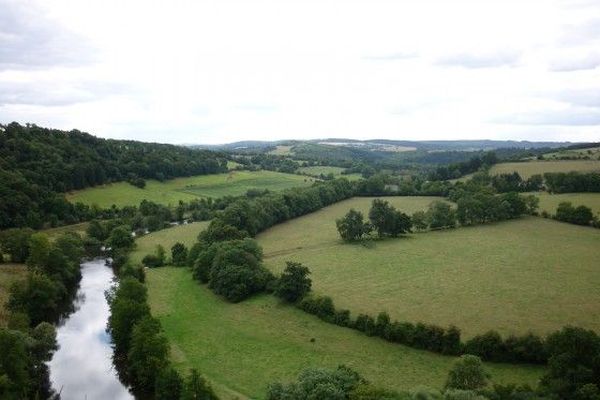 Après une matinée assez nuageuse, la Vallée de l'Orne bénéficiera du retour progressif de quelques éclaircies.