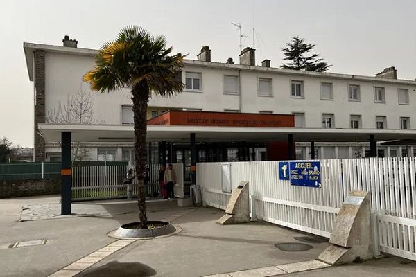 Réunis en assemblée générale, les personnels du lycée Aristide Briand de Saint-Nazaire ont voté la grève des épreuves pour lundi et mardi.