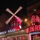 Les pales du Moulin Rouge à nouveau en place et inaugurées vendredi 6 juillet dans la soirée.