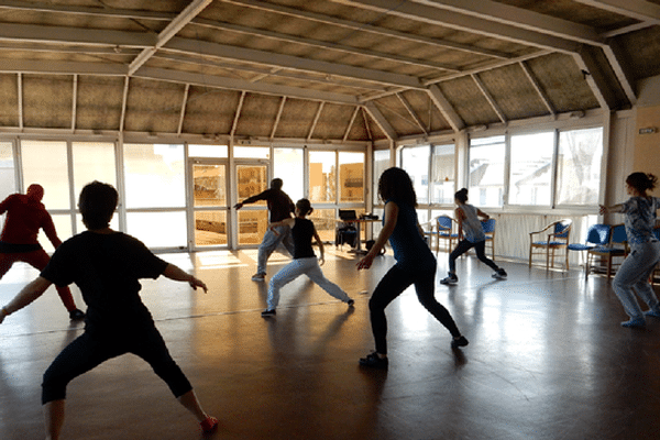 répétitions du groupe des filles du samedi au studio de la Vérandine