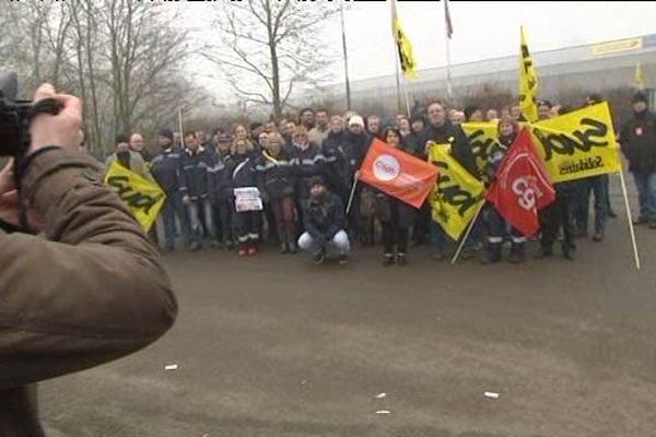 Les facteurs en grève dans le Douaisis.