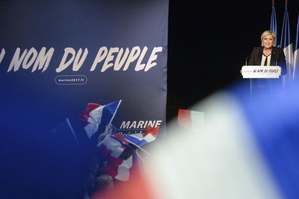 Marine Le Pen en meeting à Monswiller