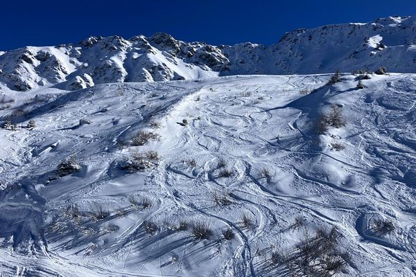 En Belledonne, il est tombé jusqu'à 15 centimètres de neige fraîche - 23 février 2024