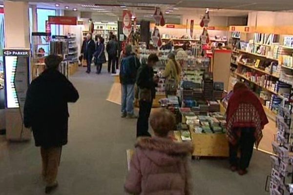 Le Père Noël n'a rien pu faire. Le 26 décembre, au tribunal de commerce de Paris, la librairie des Volcans n'a pas trouvé de repreneur.