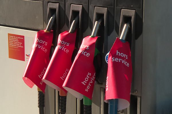 Une station TotalEnergies sur deux en rupture de carburant à Nîmes.