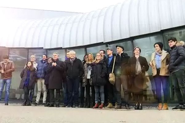 Claude Lelouch et la première promotion des Ateliers du Cinéma à Beaune en janvier 2016