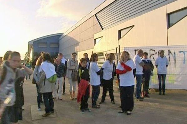 L'entrée du collège du Neubourg ce vendredi matin